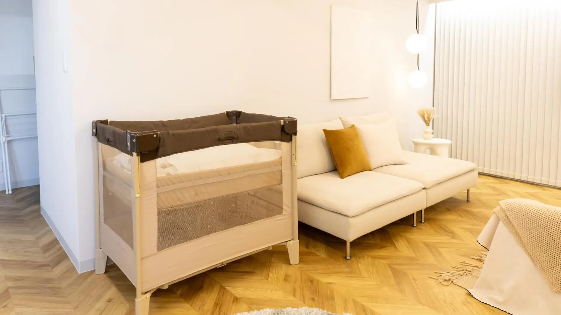شقة City Hotel Umeda Residence أوساكا اليابان