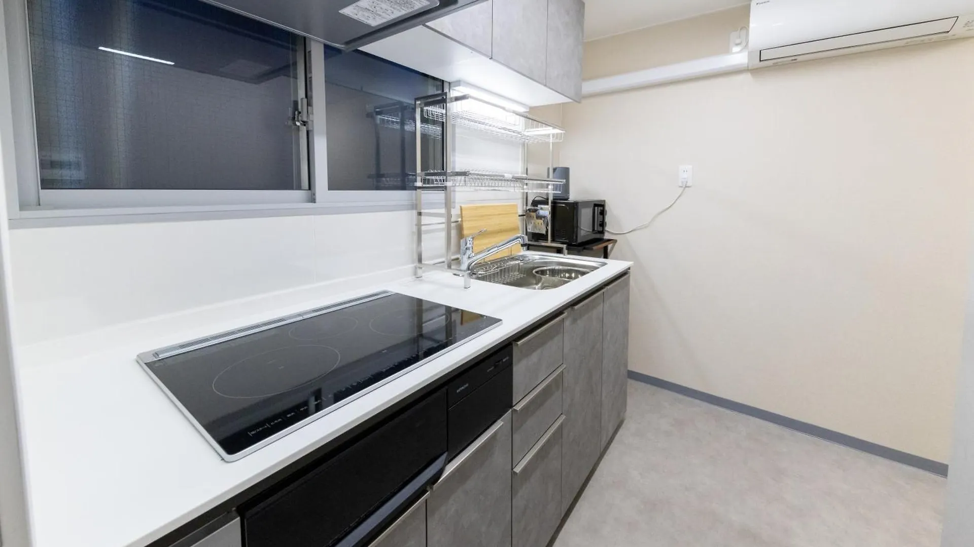 City Hotel Umeda Residence أوساكا