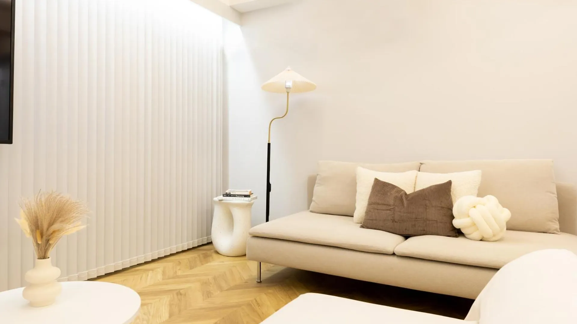 City Hotel Umeda Residence Osaka Apartment